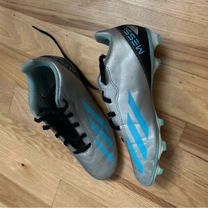 Messi Silver and Blue Youth/Men's Soccer Shoes